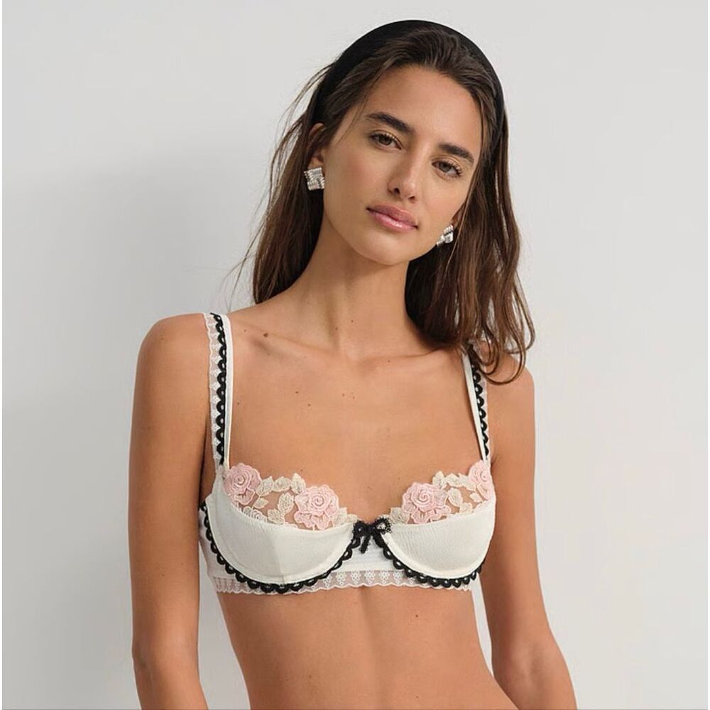 For Love & Lemons Evie Floral Underwire Bra White Pink Lace Coquette NWT 32C
